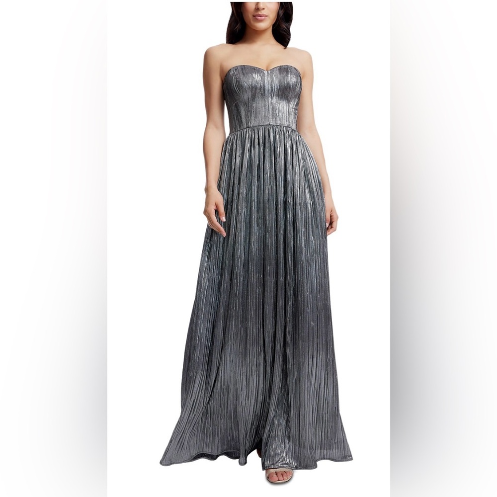 DRESS THE POPULATION
Audrina Plissé Maxi Gown